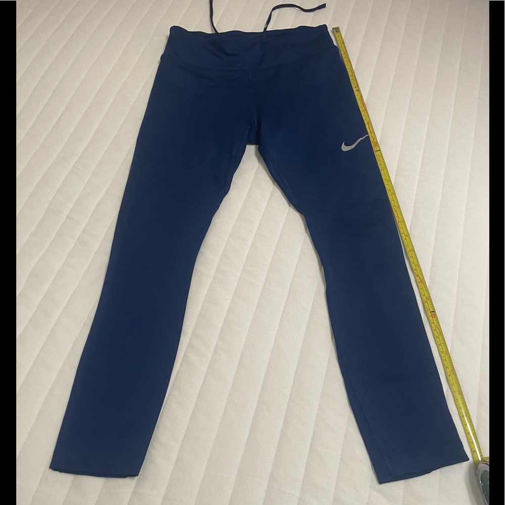 Nike 3/4 length leggings